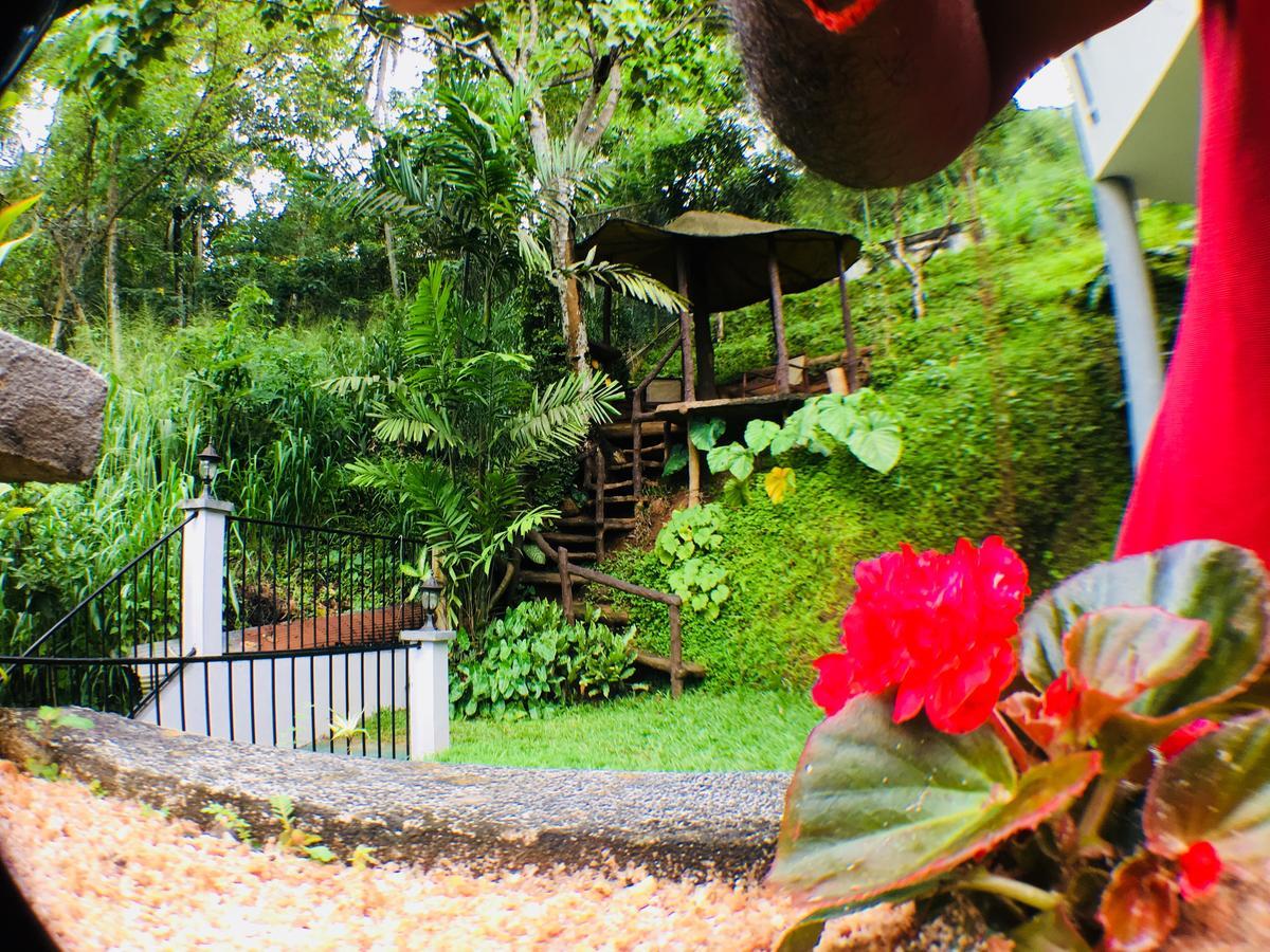 Villa Familia Kandy Exterior foto