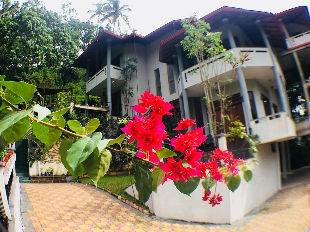 Villa Familia Kandy Exterior foto
