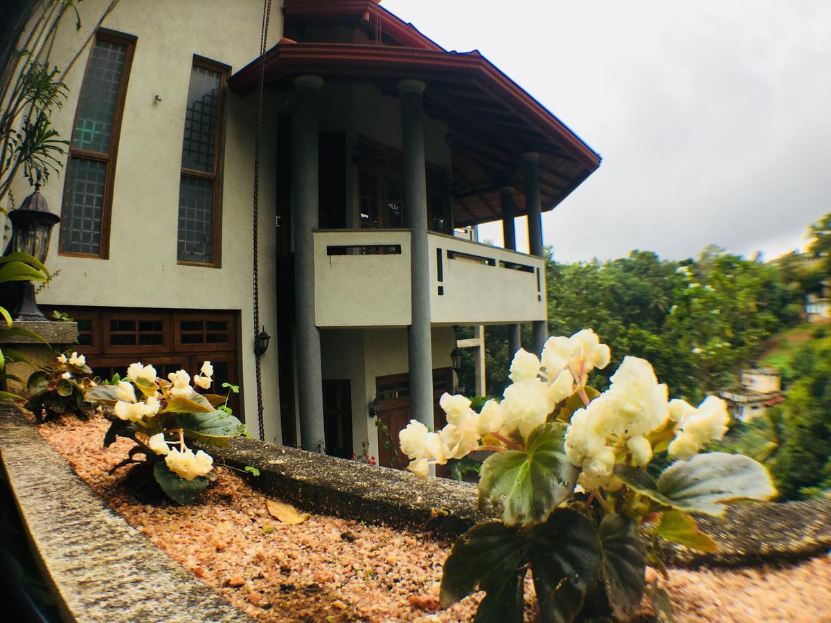 Villa Familia Kandy Exterior foto