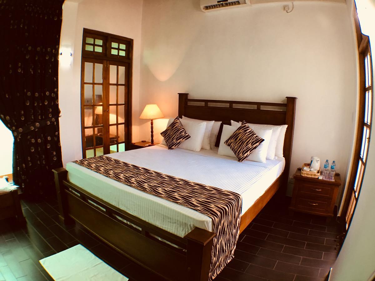 Villa Familia Kandy Exterior foto