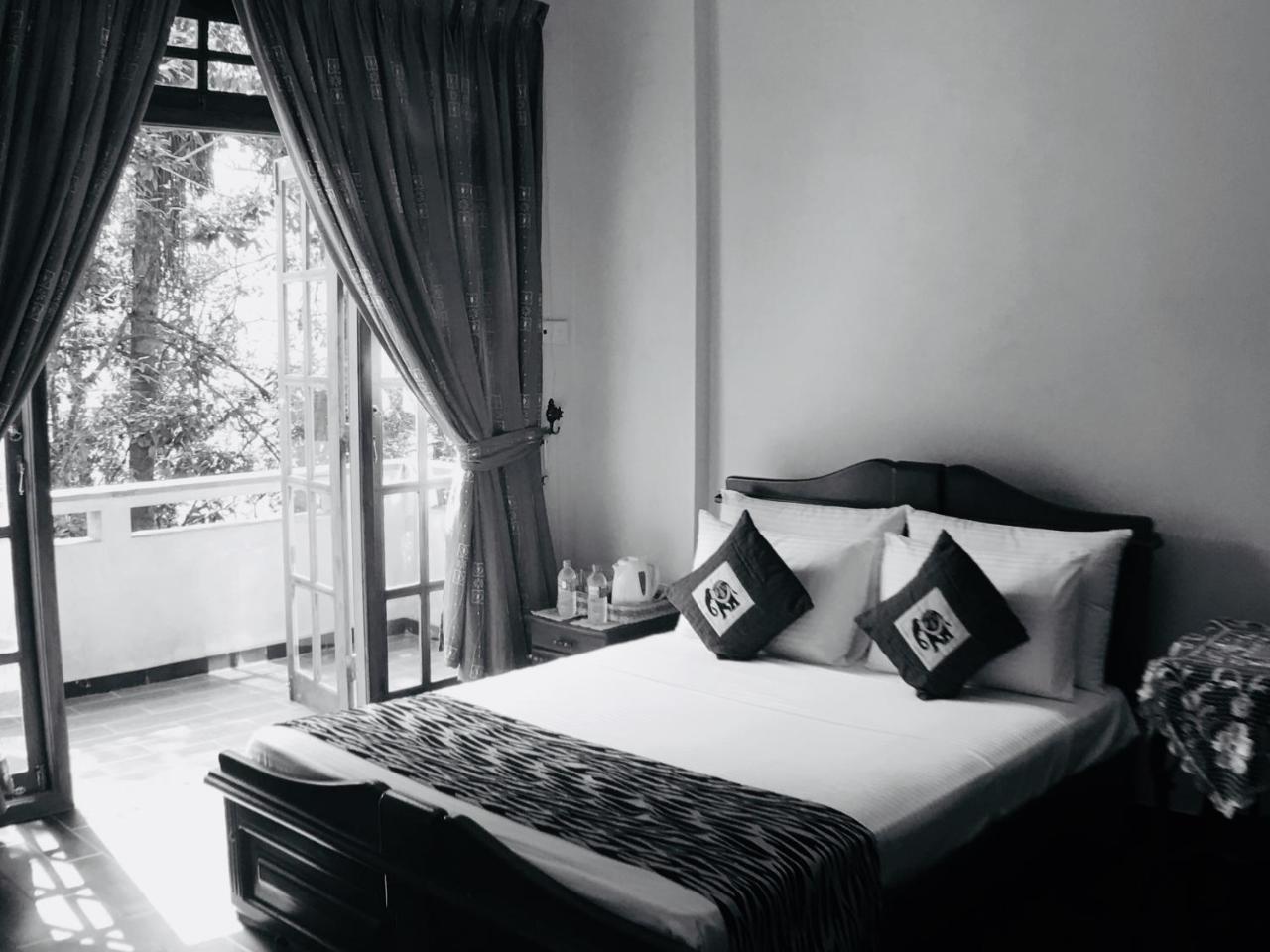 Villa Familia Kandy Exterior foto